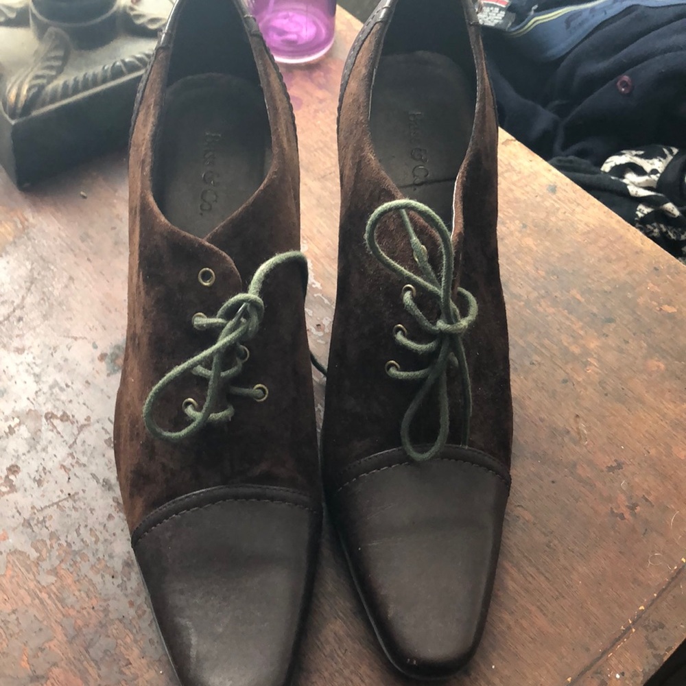 Booties 🥾 old fashion shoe vintage